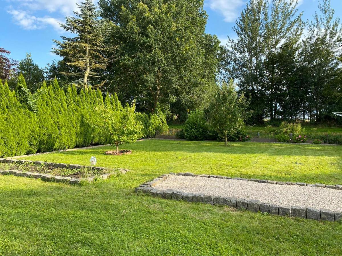 Ferienhaus Sieglinde Mit Deichblick Emden Exterior foto